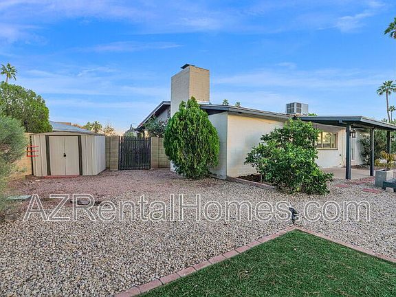 5th image of 2454 W Obispo Cir