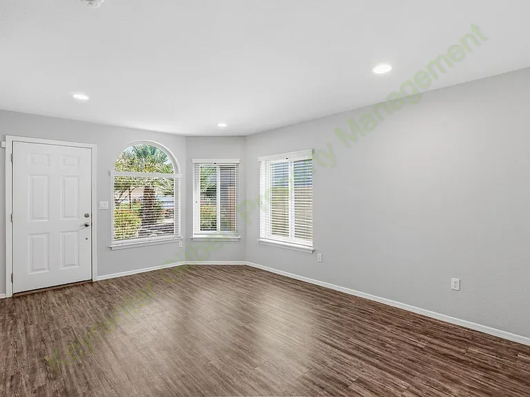1333 W Glenmere Dr — Photo 8