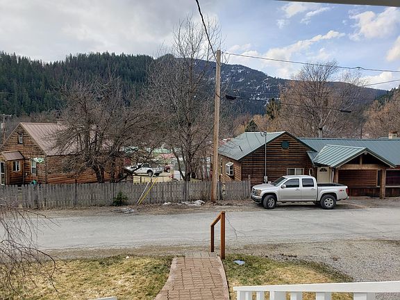 4th image of 202 Orchard Ave