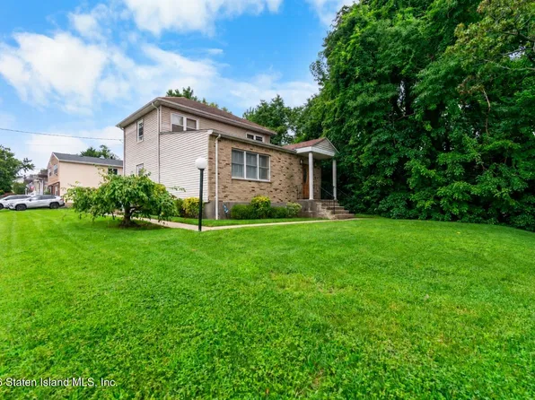 2344 Victory Blvd, Staten Island, NY 10314