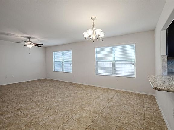 4th image of 3504 Breckenridge Dr