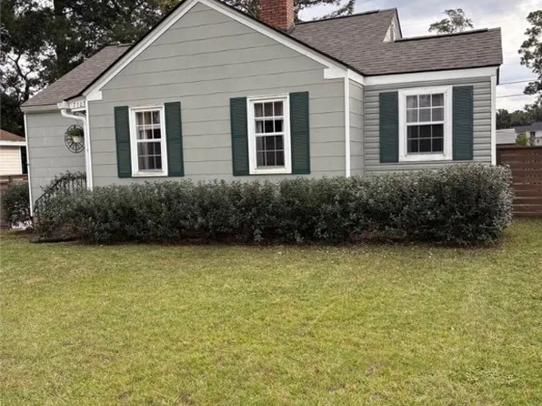 2303 E 42nd Street, Savannah, GA 31401