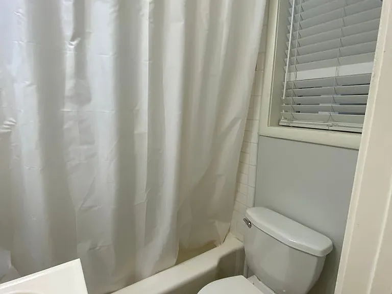 1307 G Street — Photo 5
