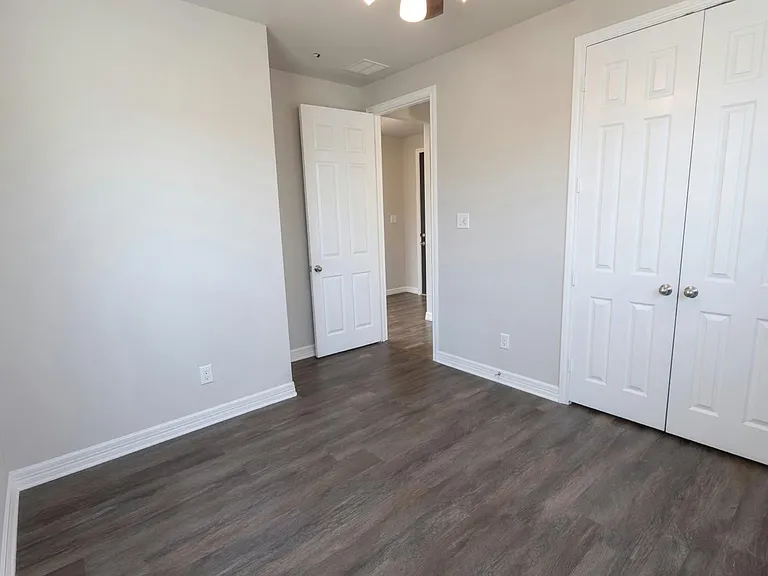 24319 Salts Mill Dr — Photo 14