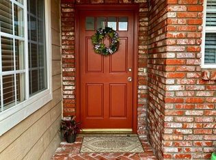 446 Crestview Pl, Monrovia, CA 91016