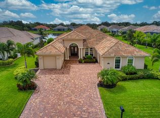320 Sapphire Way SW, Vero Beach, FL 32968