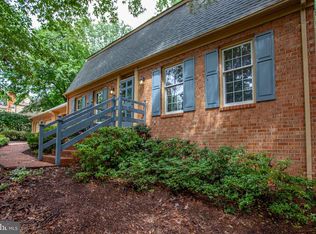25 Tally Ho Dr, Fredericksburg, VA