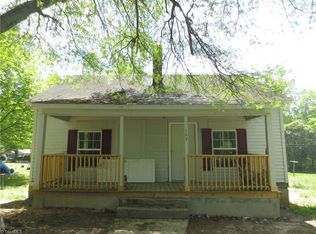 107 W 7th Street Ext, Lexington, NC 27295