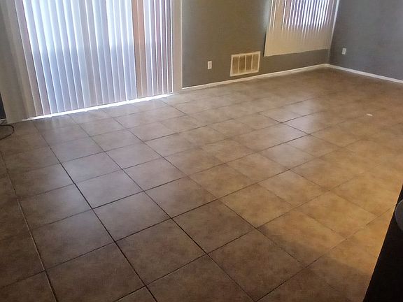 4th image of 25870 Stanford St APT 13A