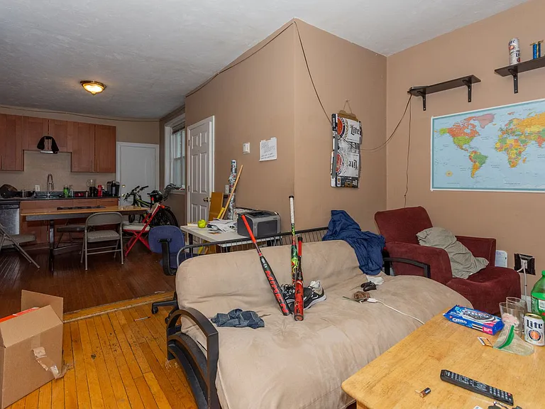 8 Glenville Ave #A — Photo 4