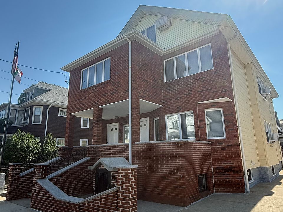 1st image of 17 Poole St #1
