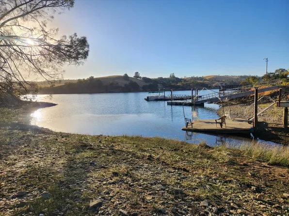 972 Foothill Rd, Copperopolis, CA 95228