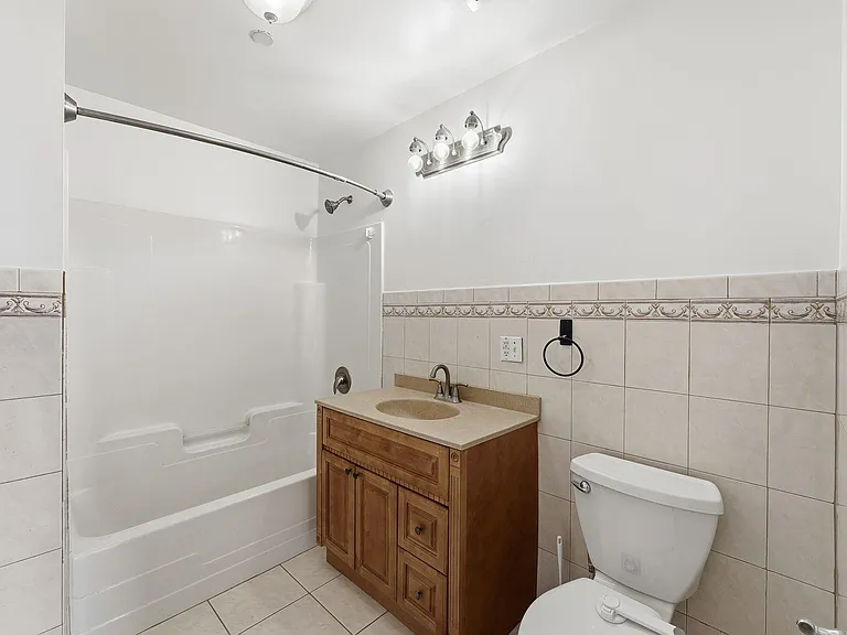 5509 Madison St #504 — Photo 21