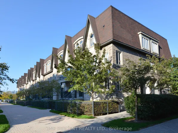 320 John St #201, Markham, ON L3T 0B1