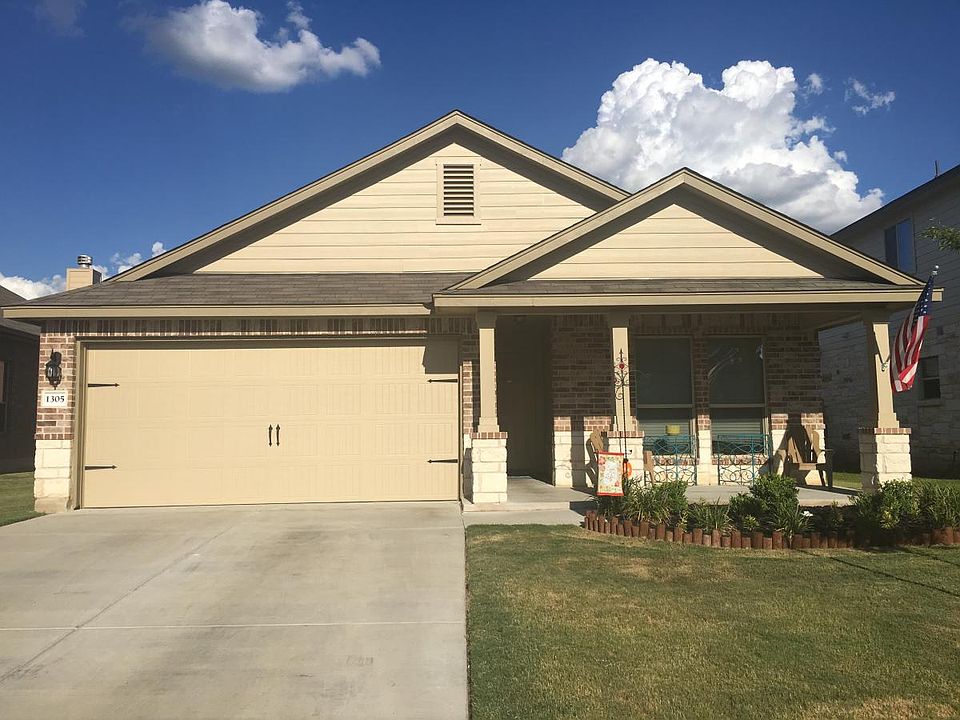 1st image of 1305 Emerald Gate Dr