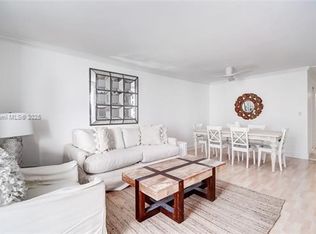 2401 Collins Ave #CU-904, Miami Beach, FL 33140