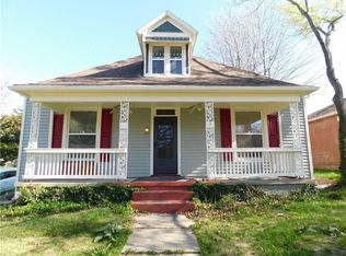 1602 Bloom St, Lexington, MO 64067