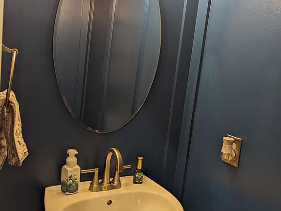5th image of 128 Lilywood Ct