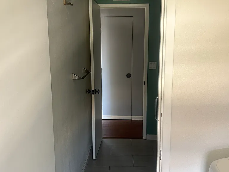 5357 Limerick Ave — Photo 16