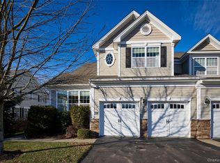 40 Evan Ct, Fishkill, NY 12524