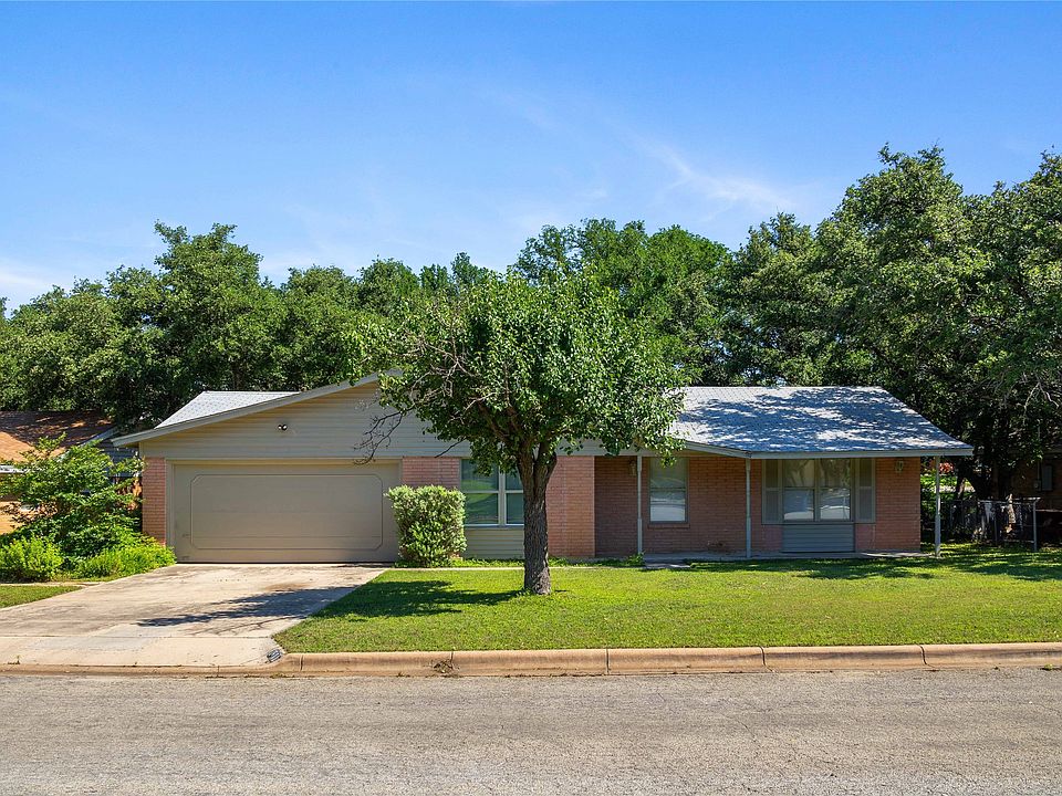 1st image of 1601 Highland Dr
