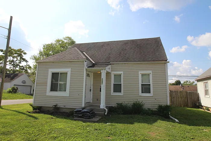 1191 Duxberry Ave photo 1
