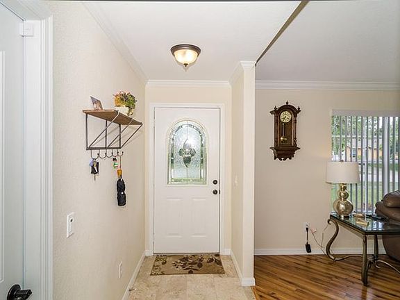 2nd image of 2865 Staten Dr