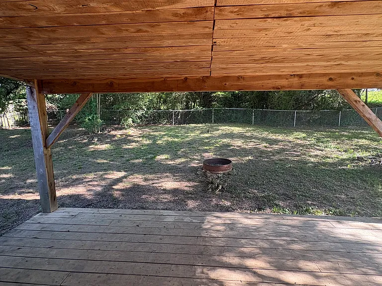 11 Cottonwood Dr — Photo 6