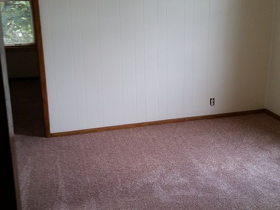 Upper unit family room