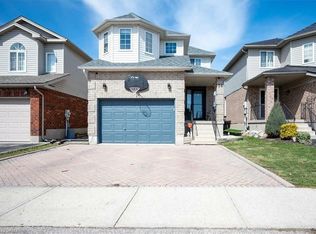 30 Heatherwood Pl, Kitchener, ON N2N3P4