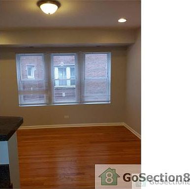 5th image of 9122 S Dauphin Ave #2MC