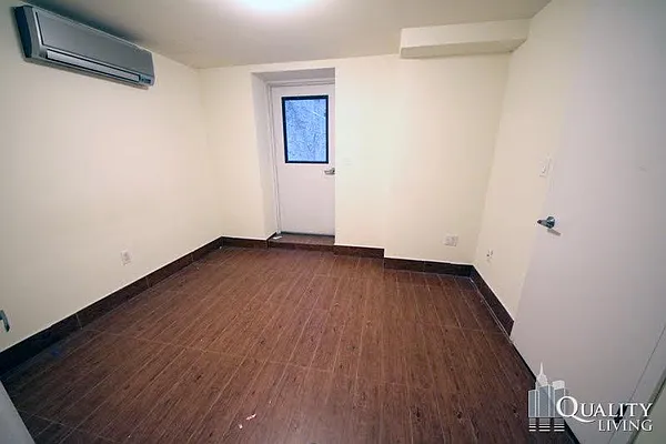 Rented by (Legacy) NY Quality Living Uptown | media 10