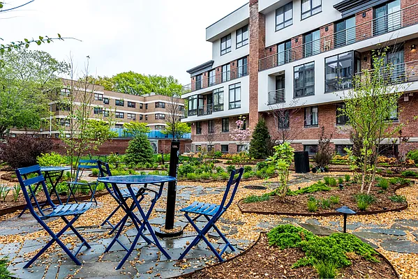 Rented by Nooklyn NYC LLC | media 139