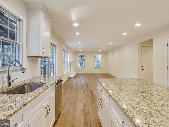5th image of 14629 Settlers Landing Way