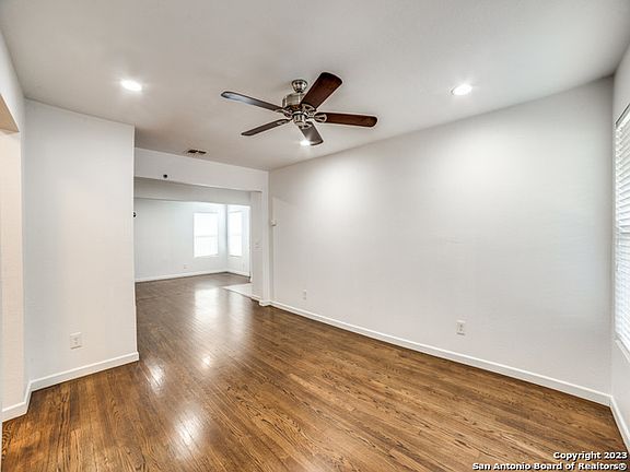 5th image of 1238 SHADWELL DR