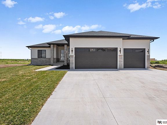4th image of 8939 Dragonfly Ln