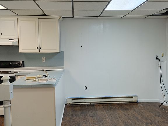 separate dining area next to kitchen