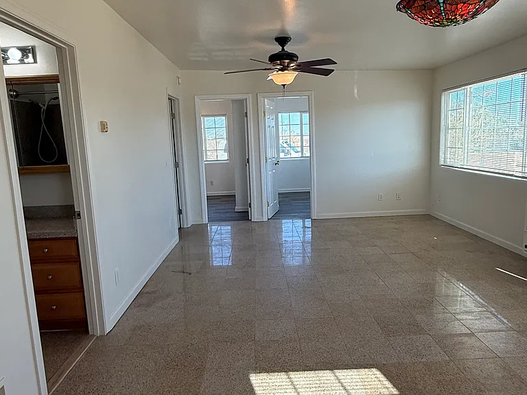 62350 Belmont St — Photo 11