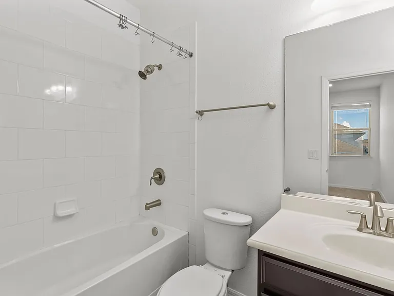 14978 Fells Ln #14978 — Photo 44