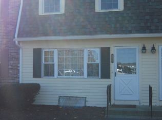 A1 Lydon Ln APT 7, Halifax, MA 02338