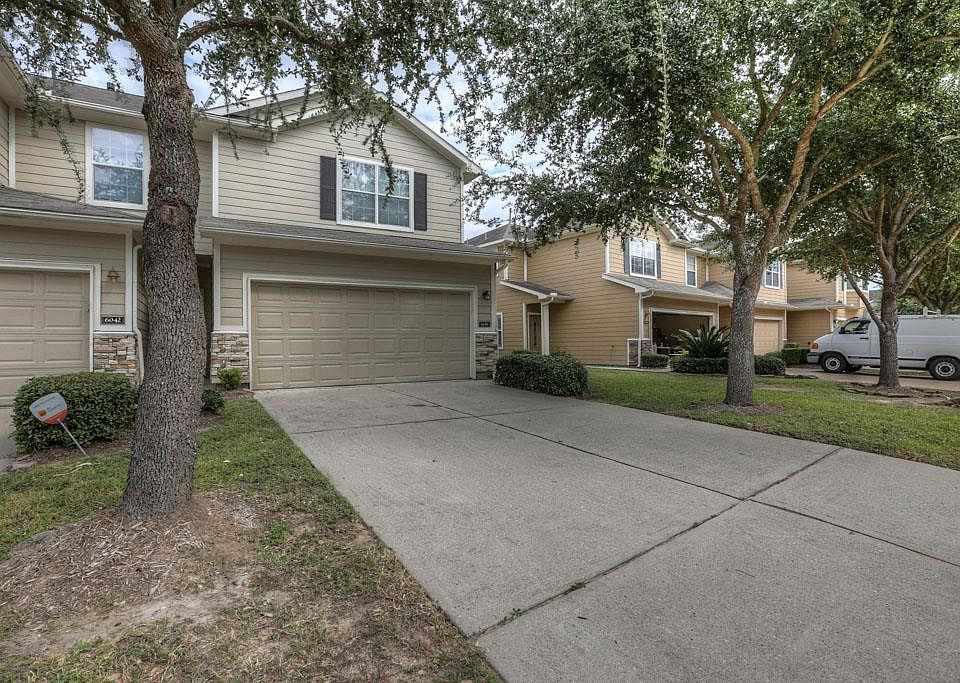 1st image of 6038 Yorktown Meadow Ln