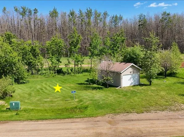 160 Peace River Ave #34, Big Lakes County, AB T0G 1J0