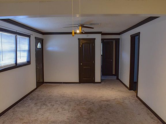 3rd image of 105 N Blackburn Blvd