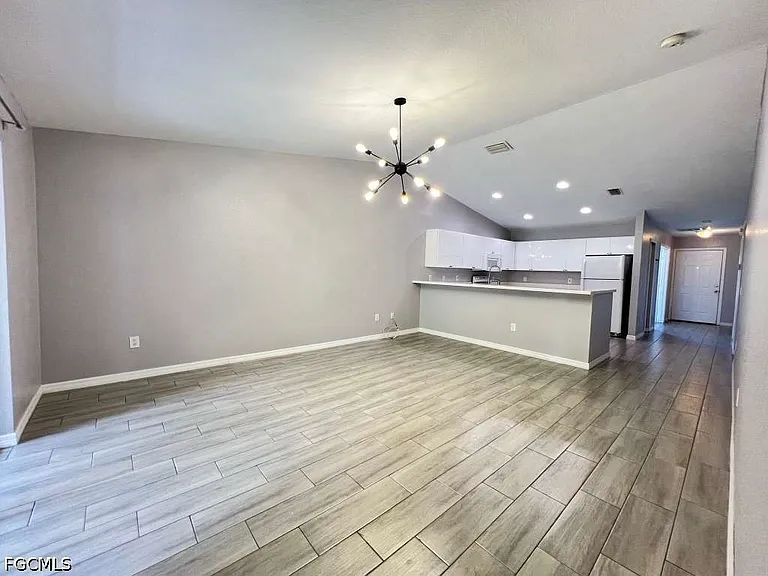 715 SE 24th Ave #715 — Photo 14