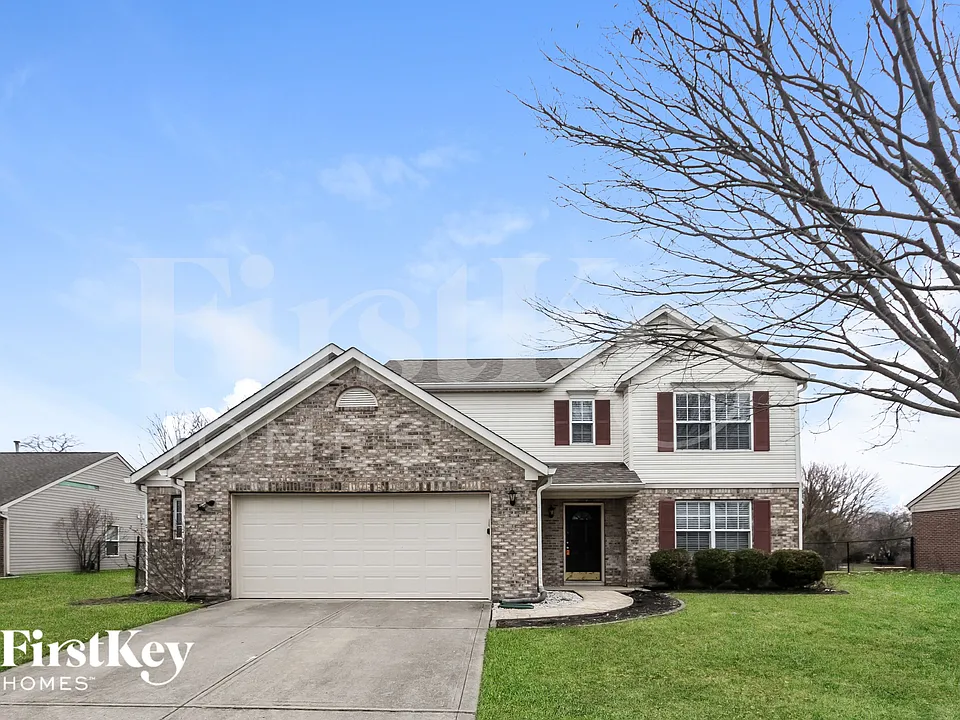 4827 Lakestone Dr