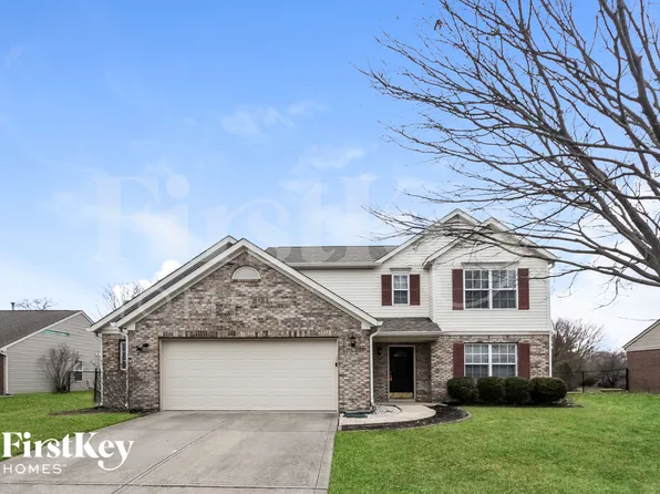4827 Lakestone Dr, Indianapolis, IN 46237
