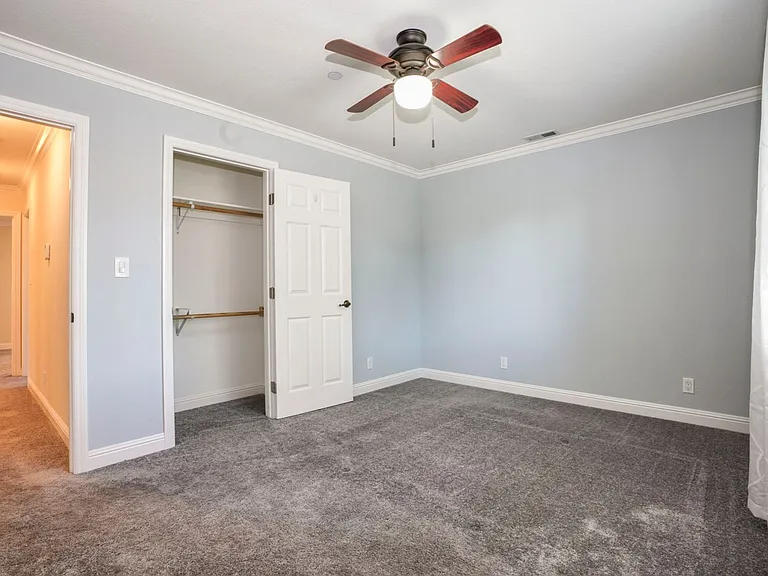1621 Huron Ave — Photo 26