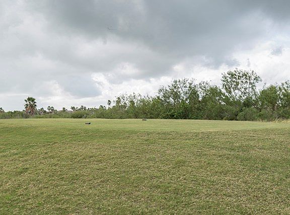 3rd image of 10 Augusta Dr
