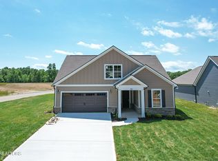 279 Trillium Trl, Lenoir City, TN 37771