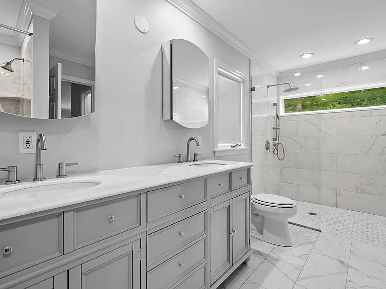 802 Heritage Hls — Photo 17